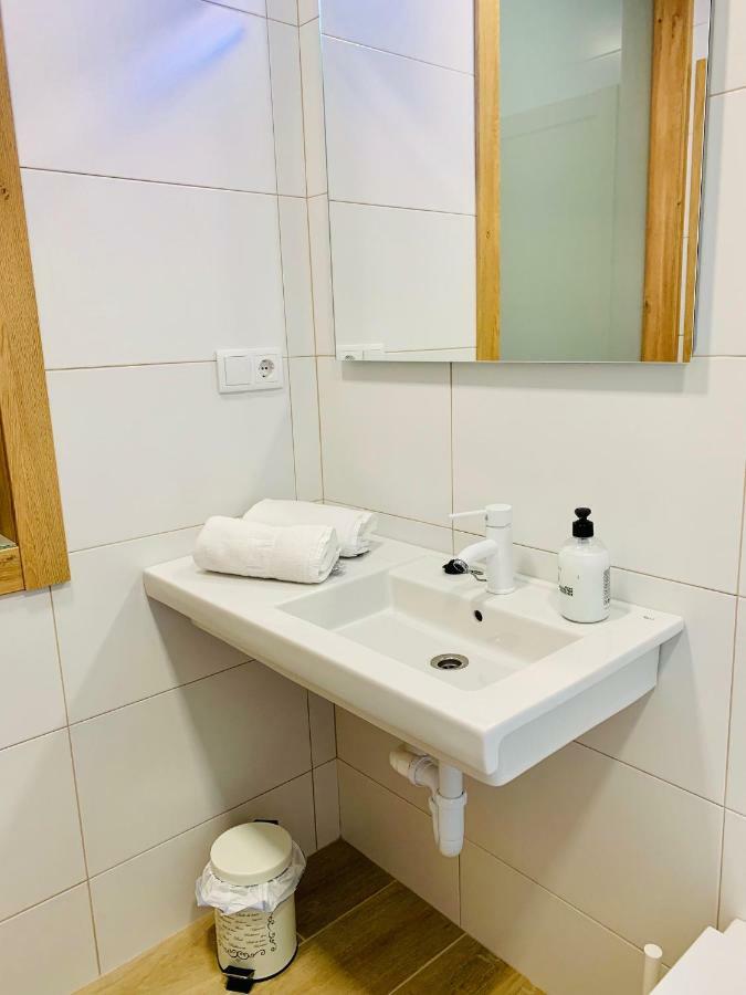 Garnica5 Suites Torrelavega Exterior photo